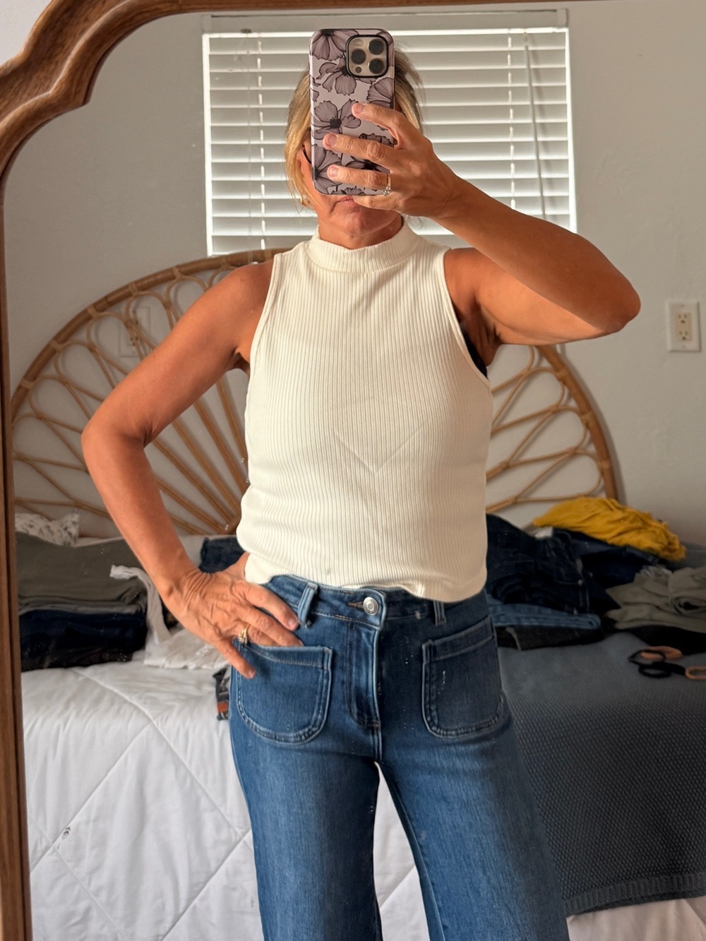 2 Sleeveless : A Black and A White Ribbed Mock Neck Tank Top - Picture 4 of 5